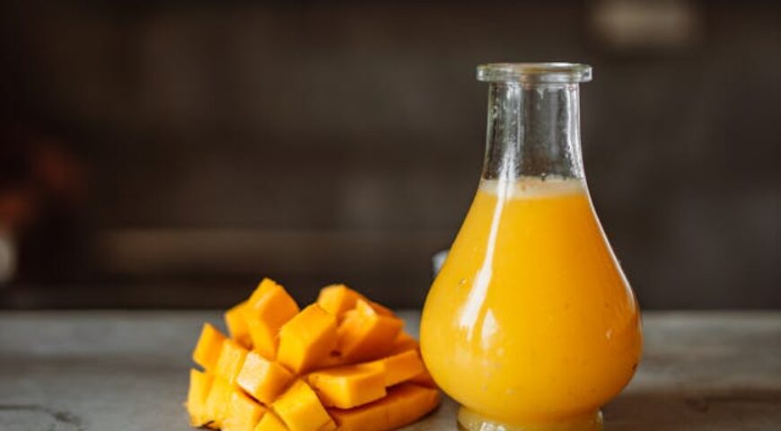 mango calories